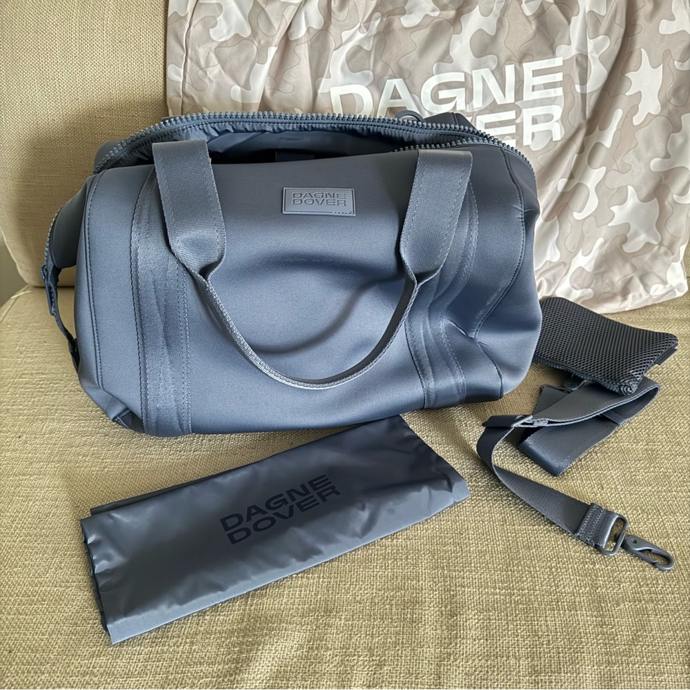 Dagne Dover Large Neoprene Carryall Duffle Bag sh Blue - Picture 11 of 11